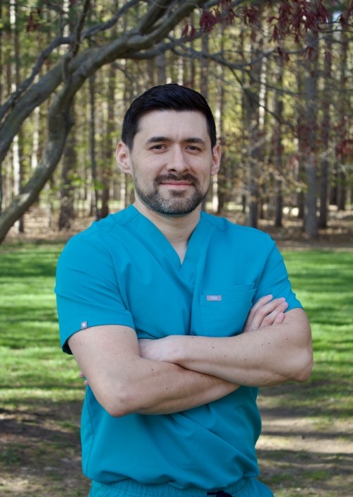 Alejandro Castro, DVM